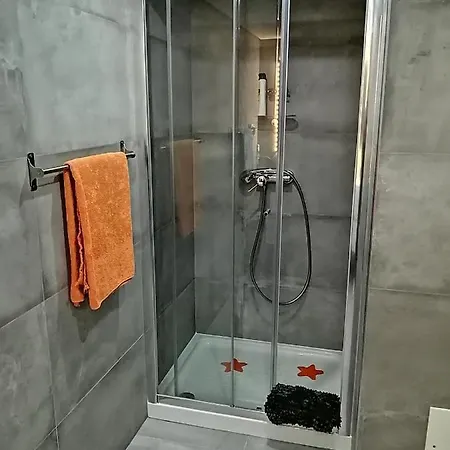 Casa Kanon- Moderno Apartamento Junto Ao Mar-praia De