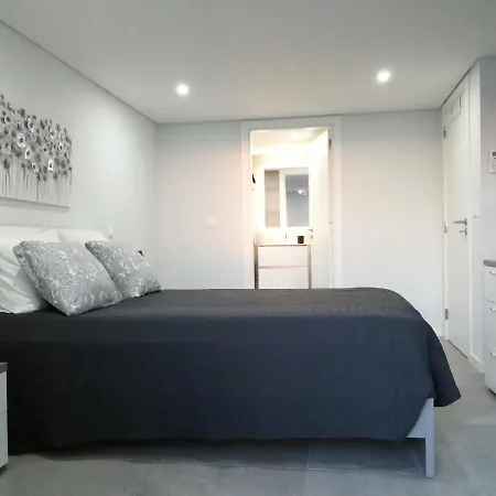 Casa Kanon- Moderno Apartamento Junto Ao Mar-praia De Apartment *